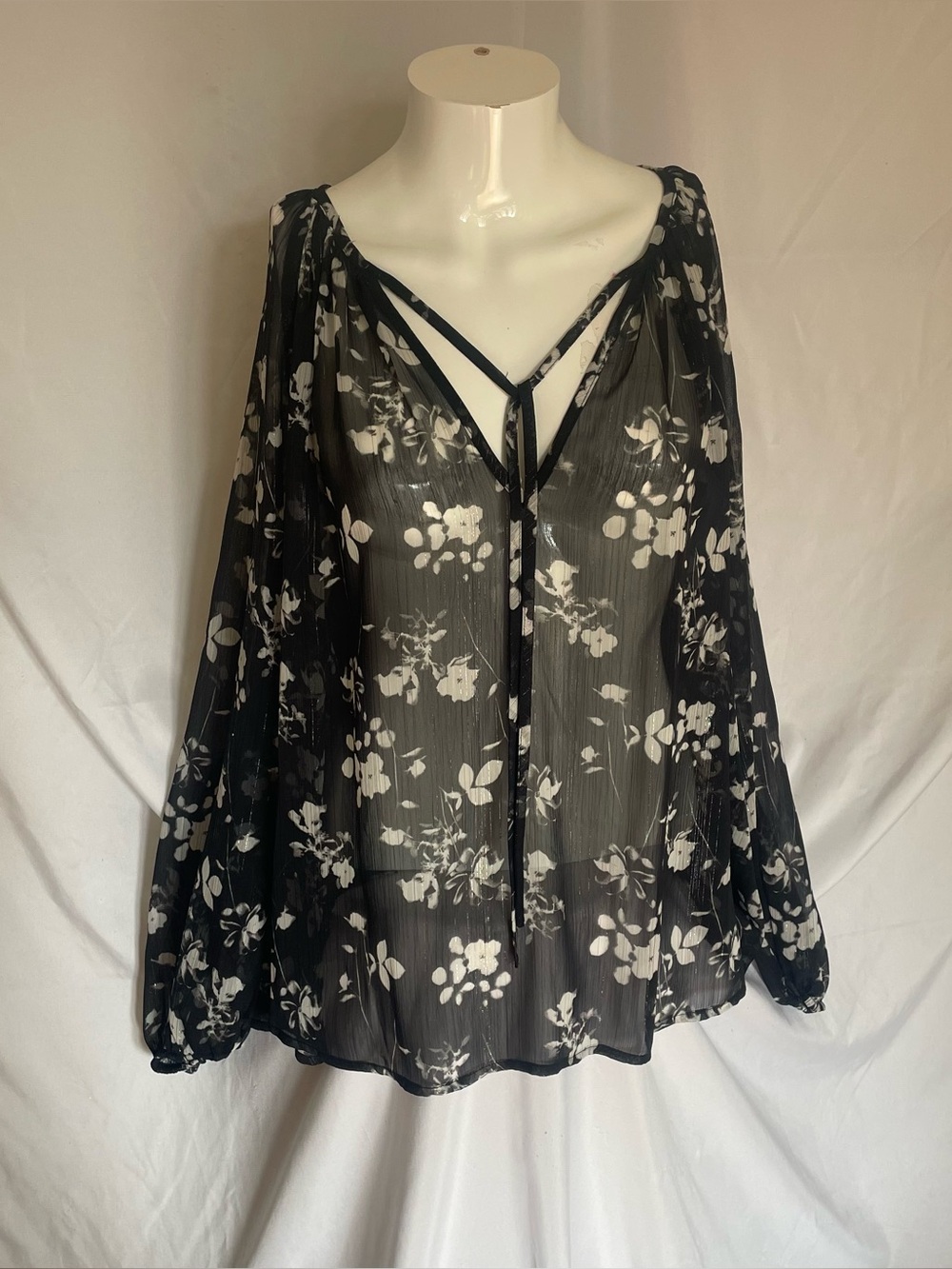 Banana Republic Factory Black & White Floral Print Semi-Sheer Peasant Blouse, XL